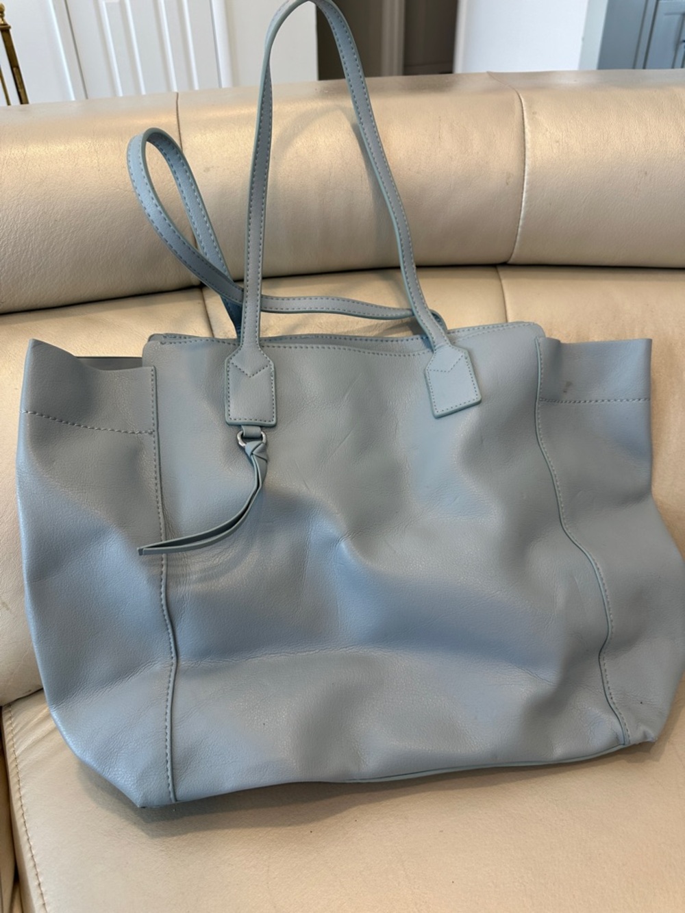 Classic Leather Tote Bag in Light Blue